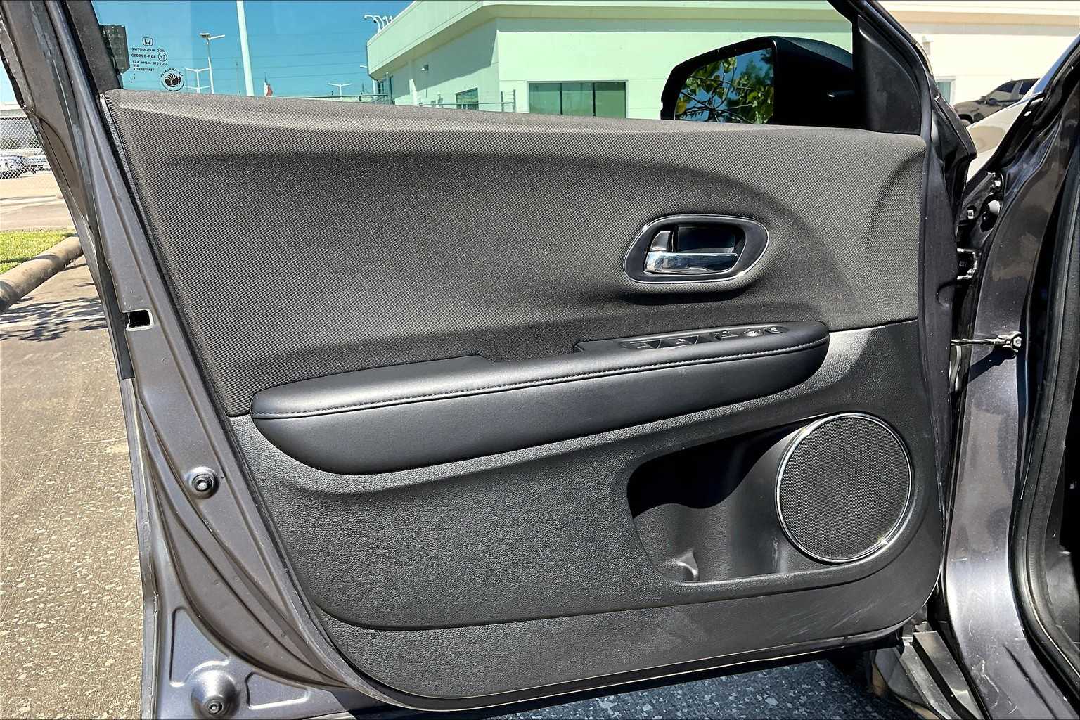 2019 Honda HR-V EX photo 18