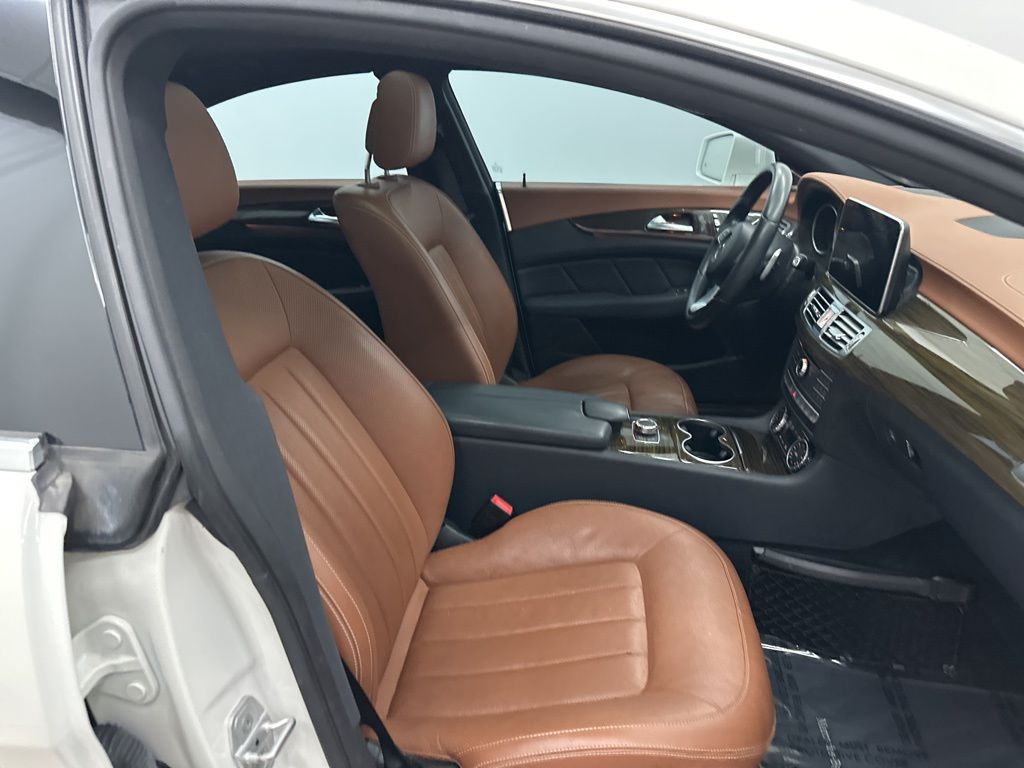 2016 Mercedes Benz CLS 400 photo 27