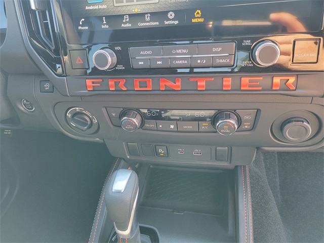 2025 Nissan Frontier PRO-4X photo 22