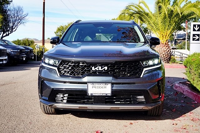 Used 2022 Gray Kia SX image 3