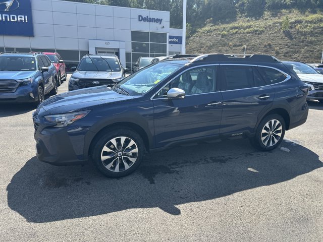 2025 Subaru Outback Touring XT photo 16