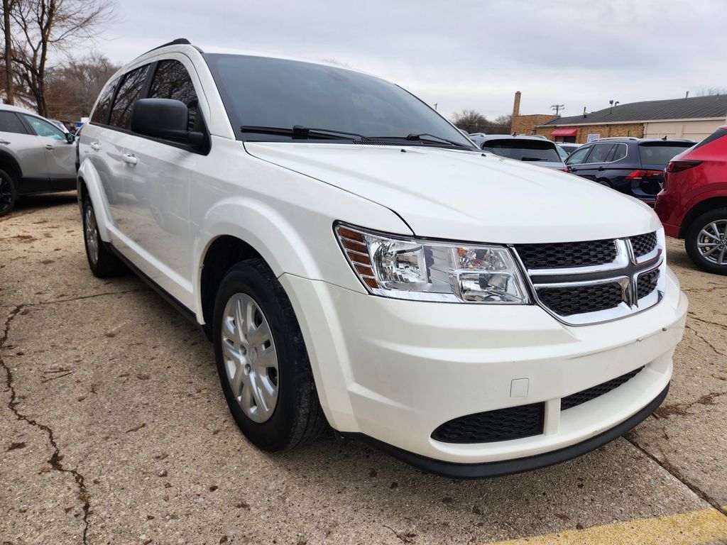 2020 Dodge Journey SE's photo