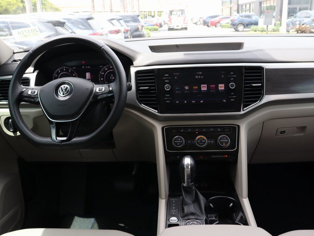2019 Volkswagen Atlas SEL photo 23