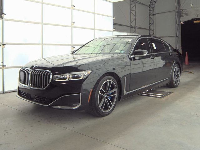 2020 BMW 7 Series 750i's photo