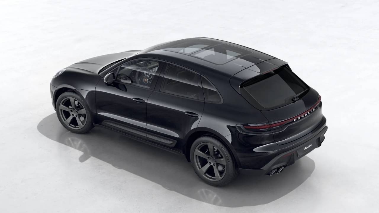 2026 Porsche Macan T photo 3