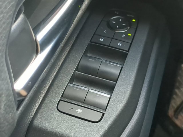 2024 Toyota Land Cruiser Base photo 19