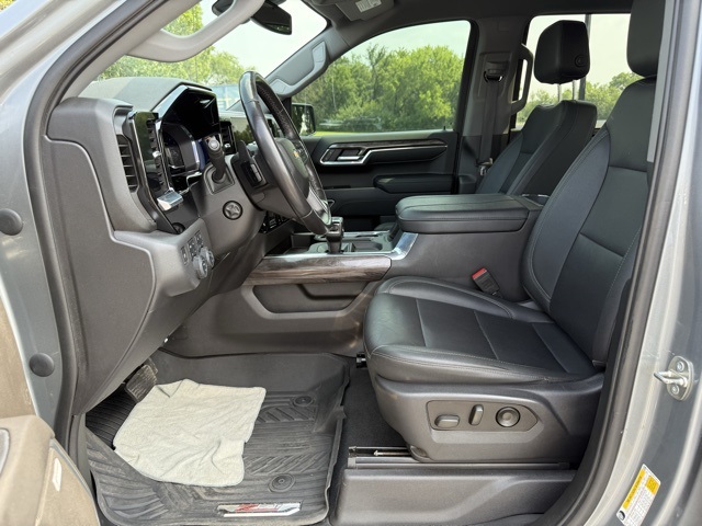 2023 Chevrolet Silverado 1500 LTZ photo 22