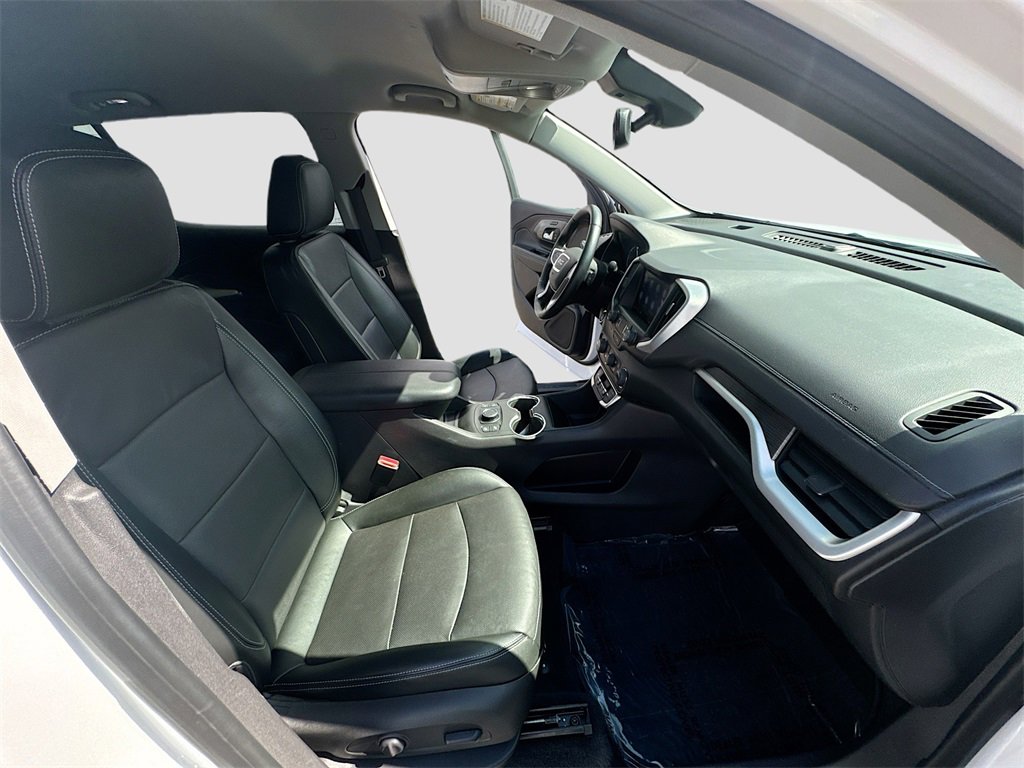 2024 Gmc Terrain SLT photo 29