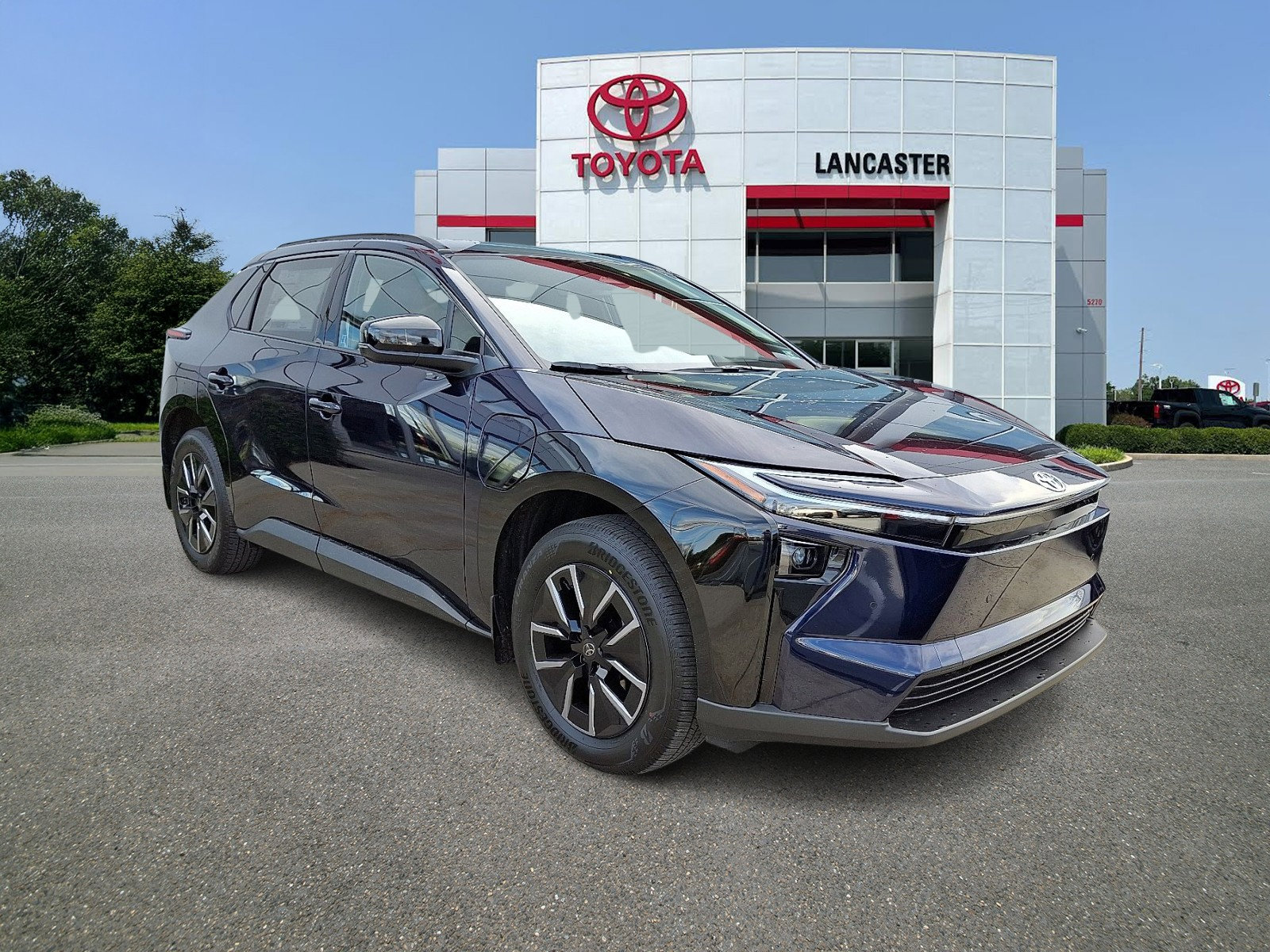 2026 Toyota bZ XLE's photo