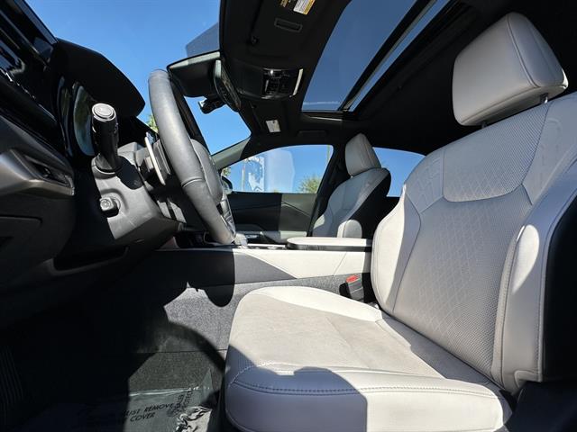 2024 Lexus RX Premium photo 12