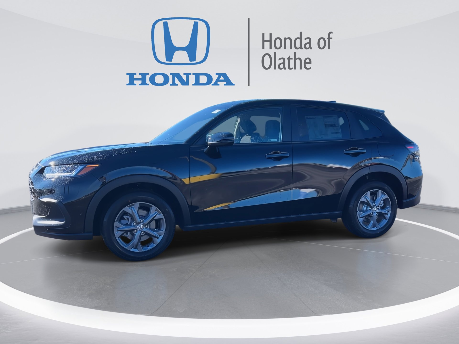 2026 Honda HR-V LX photo 4