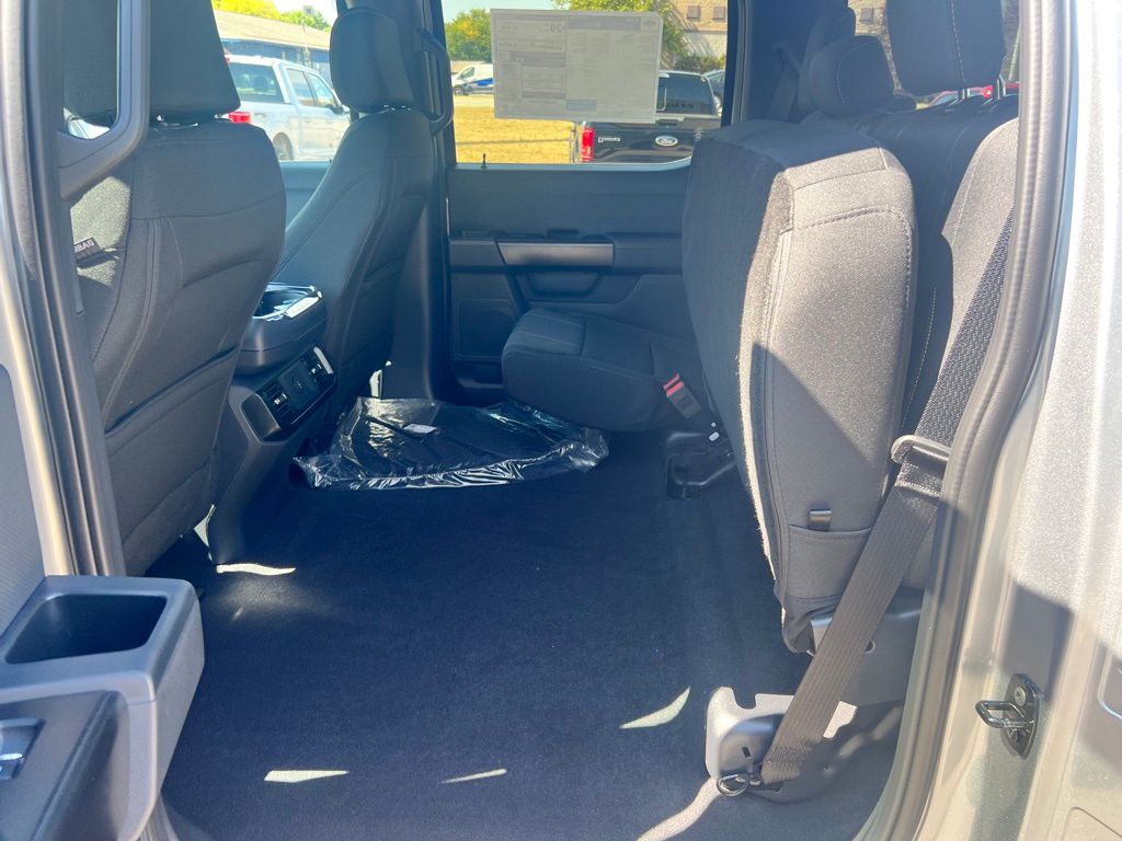 2025 Ford F-150 STX photo 19