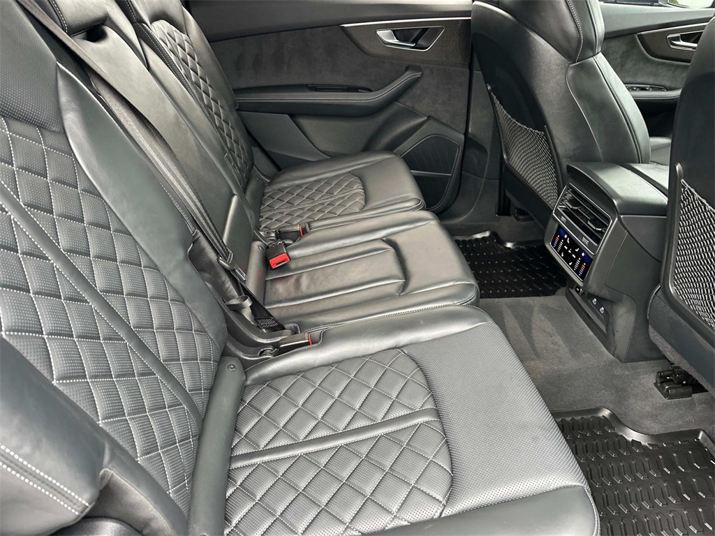2023 Audi SQ7 Prestige photo 15