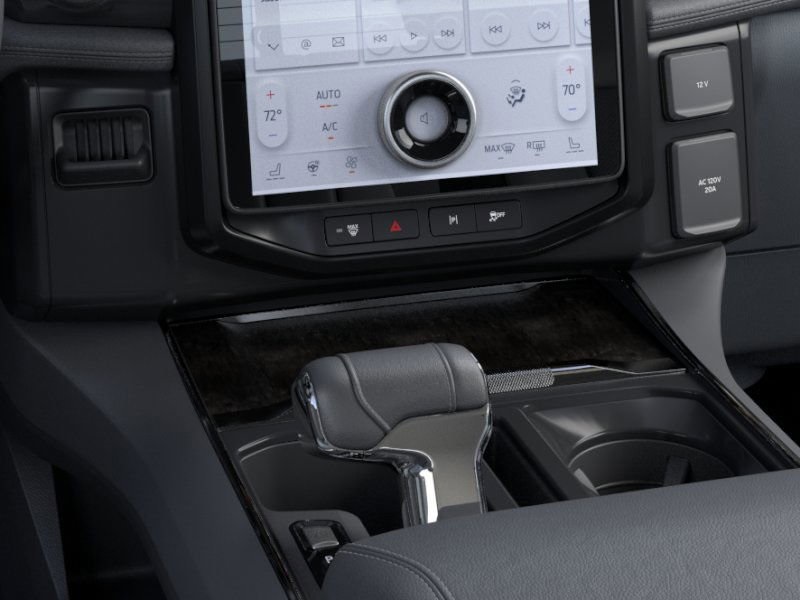 2025 Ford F-150 Lightning photo 9