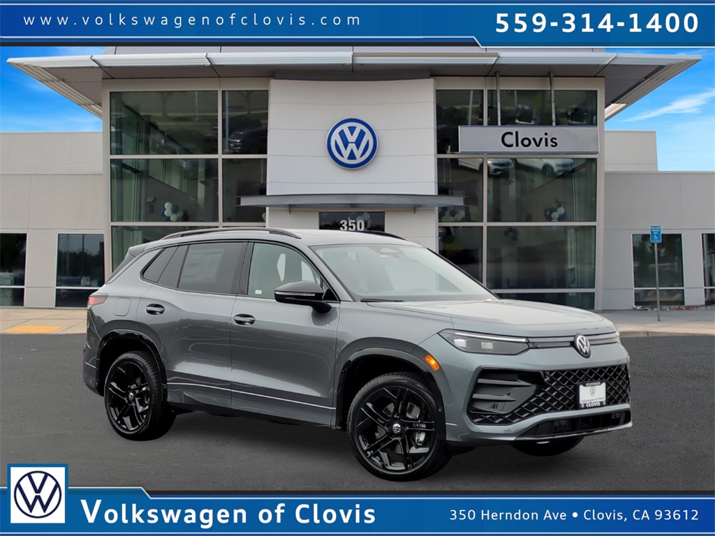 2026 Volkswagen Tiguan SE R-LINE BLACK's photo