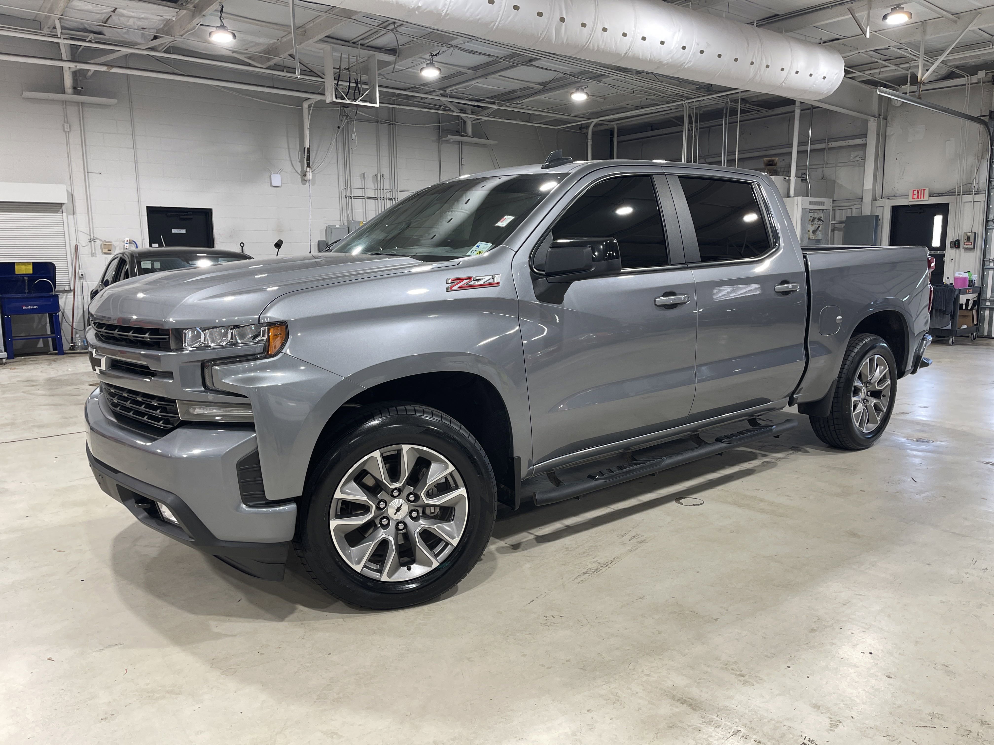 2020 Chevrolet Silverado 1500 RST photo 4