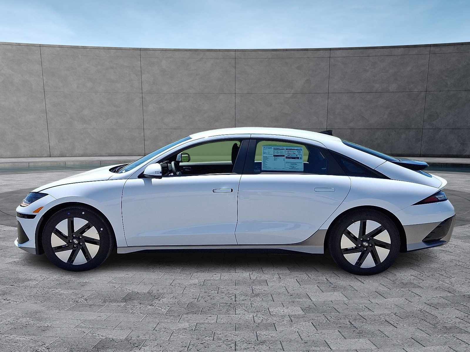 2025 Hyundai Ioniq 6 SE photo 4