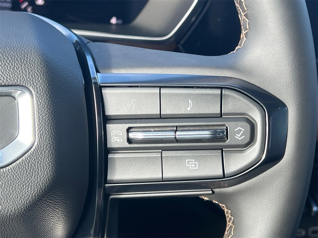 2026 GMC CANYON - Image 19