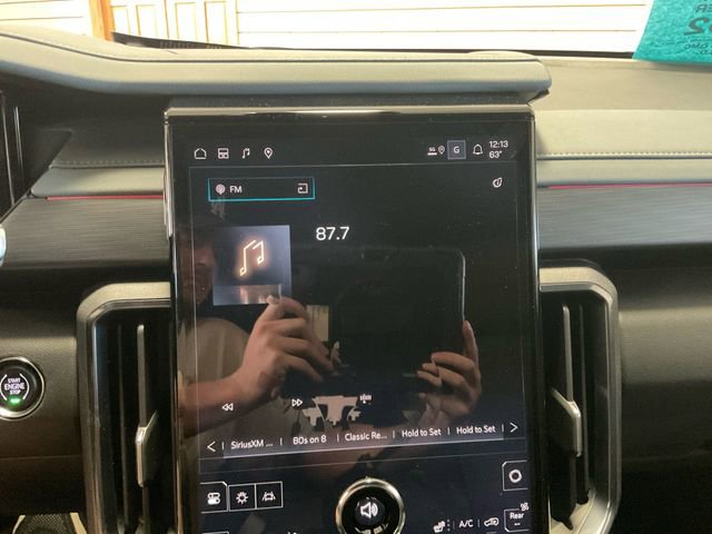 2025 Gmc Acadia AT4 photo 14