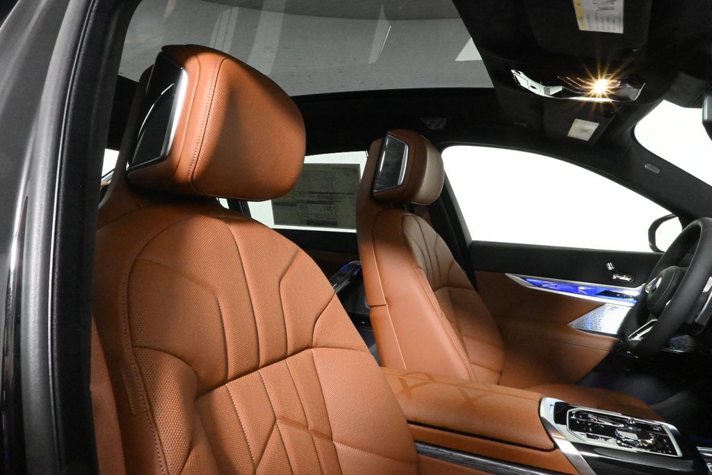 2025 Bmw 760i 760i xDrive photo 28