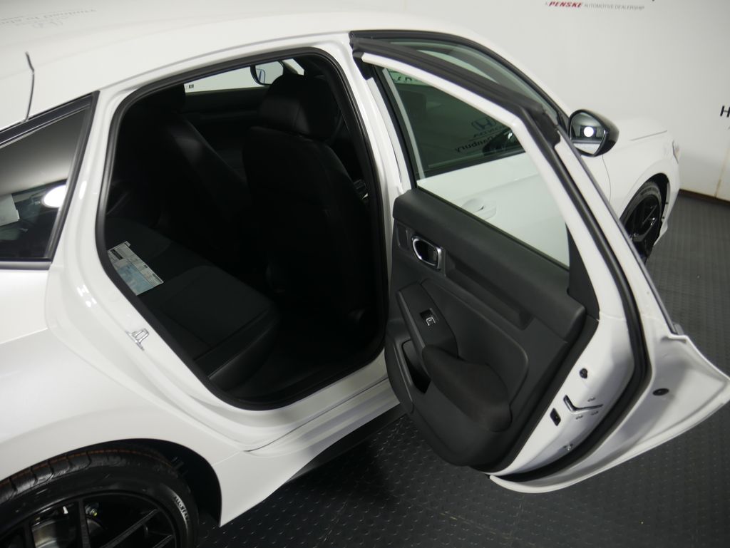 2026 Honda Civic Hatchback Sport photo 8