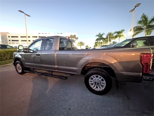 2019 Ford F-350 photo 6