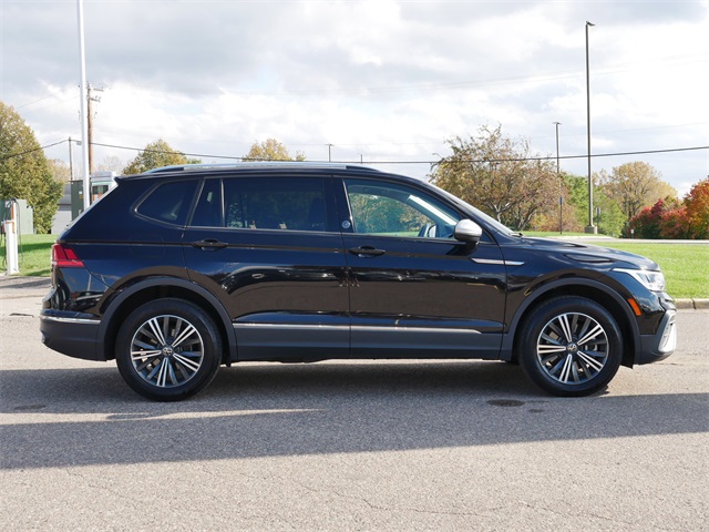 2024 Volkswagen Tiguan Wolfsburg Edition photo 4