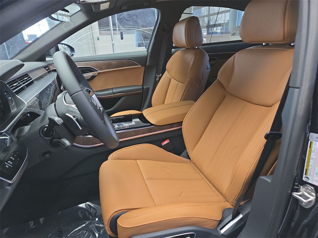 2025 Audi A8 L 55 photo 3