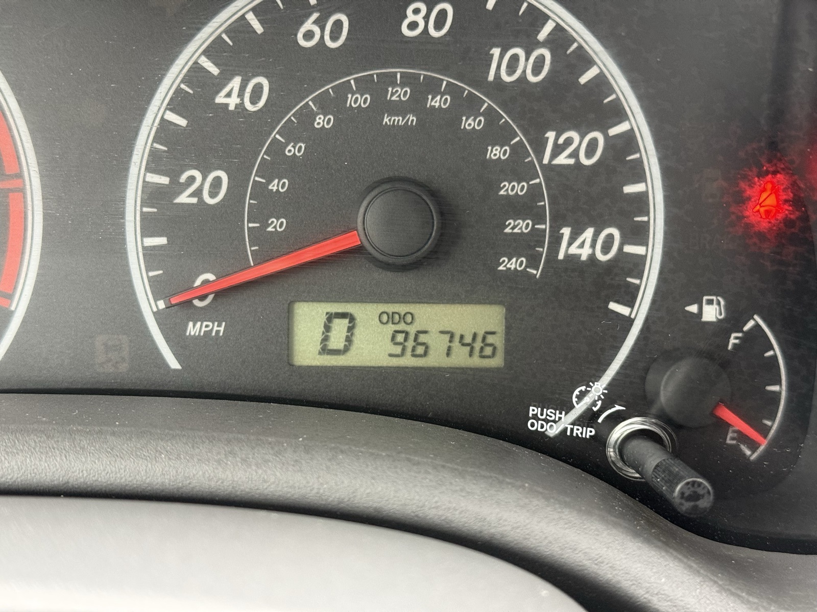 2009 Toyota Corolla LE photo 4