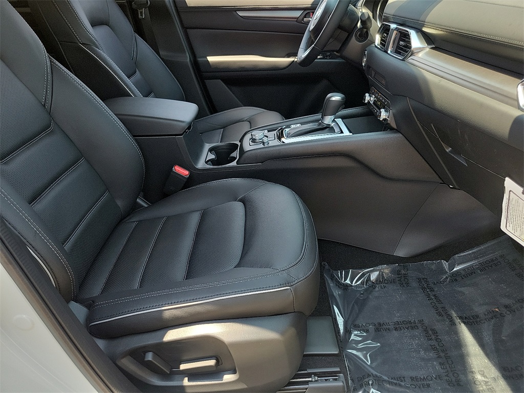 2025 Mazda CX-5 2.5 S Preferred photo 12