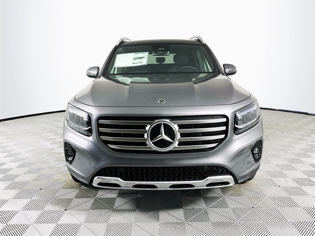 2025 Mercedes Benz GLB 250 photo 2