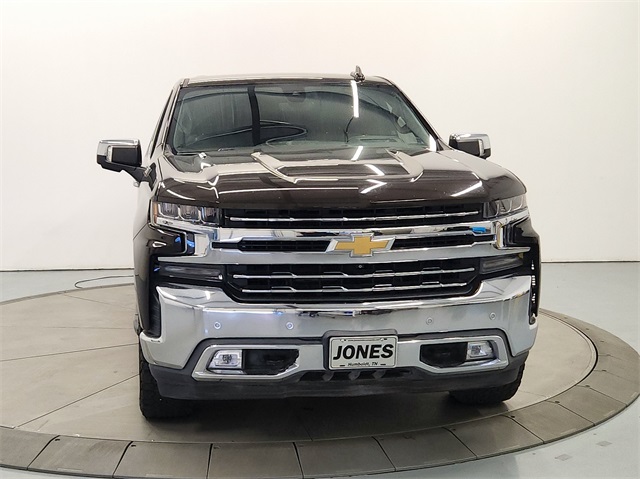2020 Chevrolet Silverado 1500 LTZ photo 2