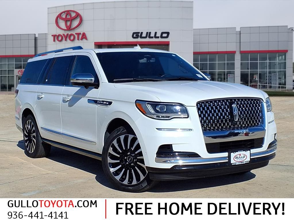 2022 Lincoln Navigator Black Label L's photo