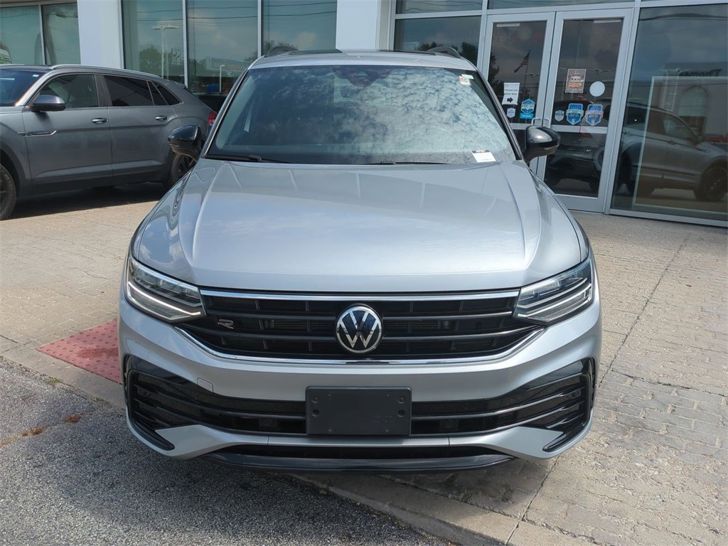 2022 Volkswagen Tiguan SE R-Line Black photo 3