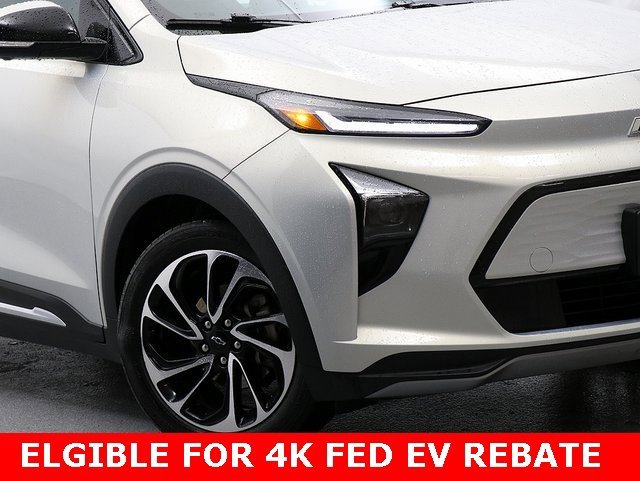 2022 Chevrolet Bolt EUV Premier photo 3