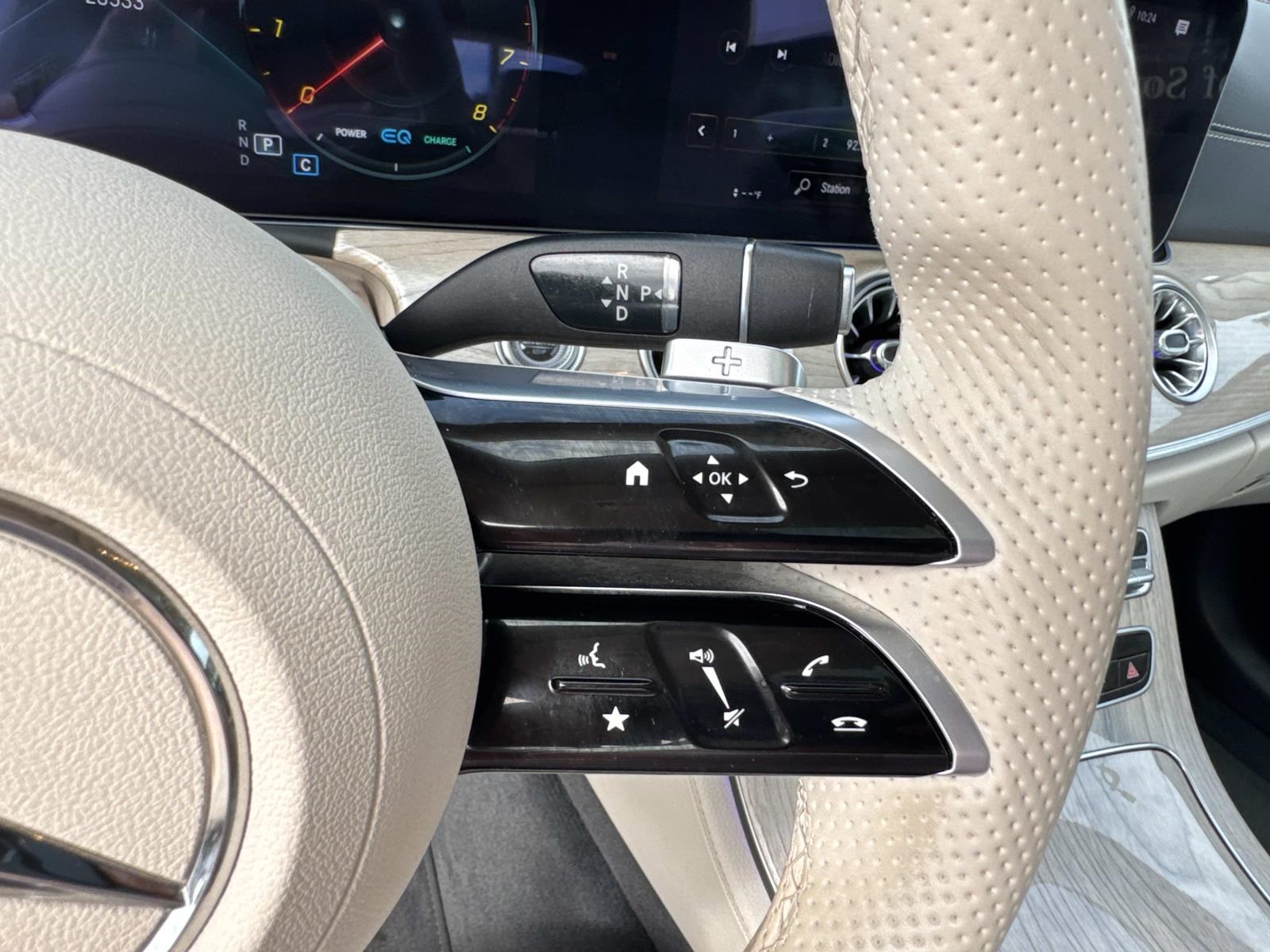 2022 Mercedes Benz E 450 photo 22