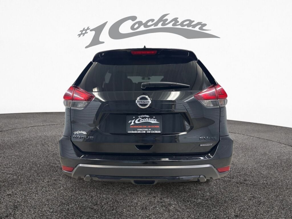 2018 Nissan Rogue SV photo 17