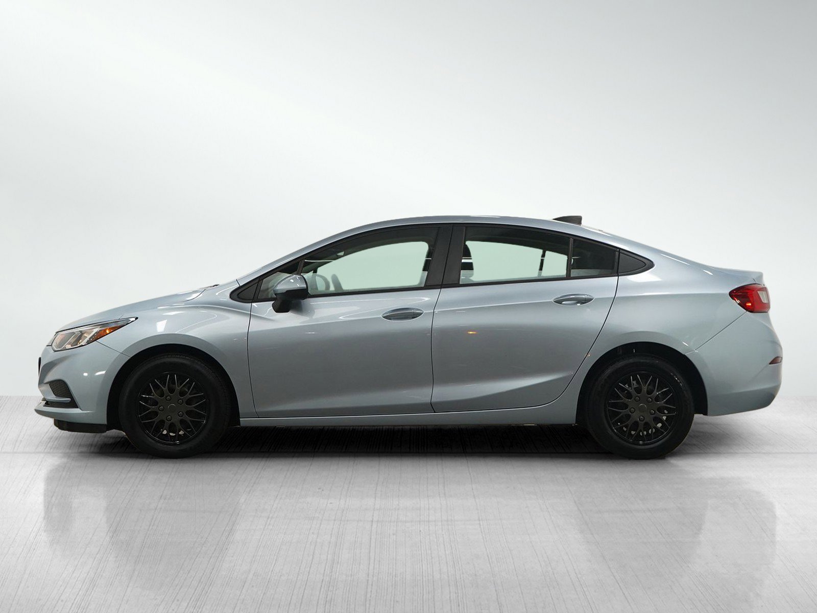 Used 2018 Chevrolet Cruze LS with VIN 1G1BC5SM6J7103101 for sale in Minneapolis, Minnesota