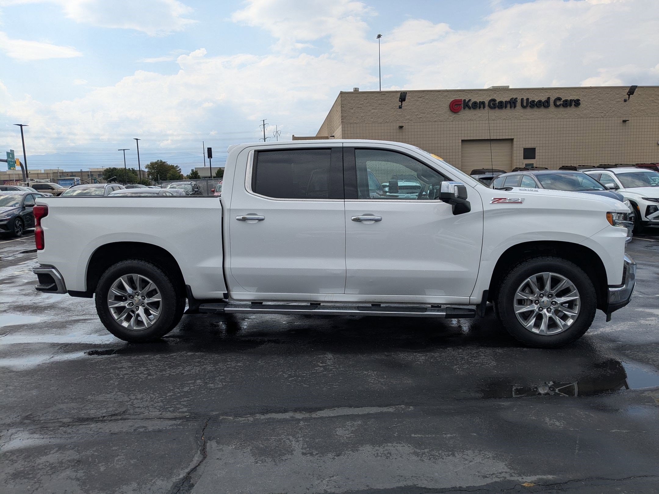 2021 Chevrolet Silverado 1500 LTZ photo 2