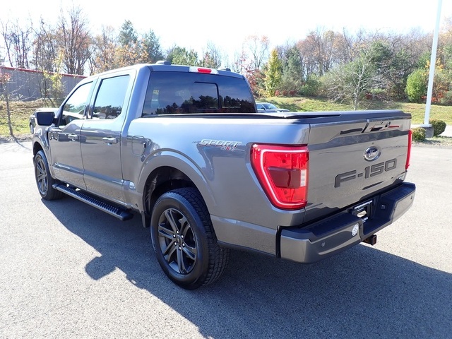 2021 Ford F-150 XLT photo 3