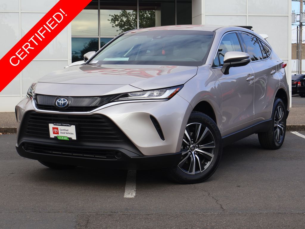 2024 Toyota Venza LE's photo