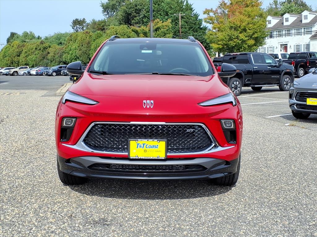 2026 Buick Encore GX Sport Touring photo 2