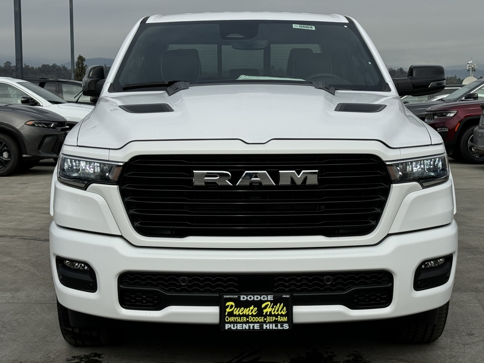 2025 Ram 1500 Laramie photo 2
