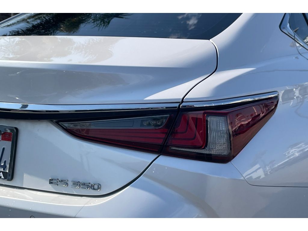 2020 Lexus ES 350 Base photo 41