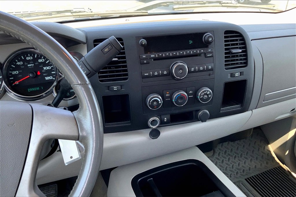 2013 Chevrolet Silverado 2500HD LT photo 6