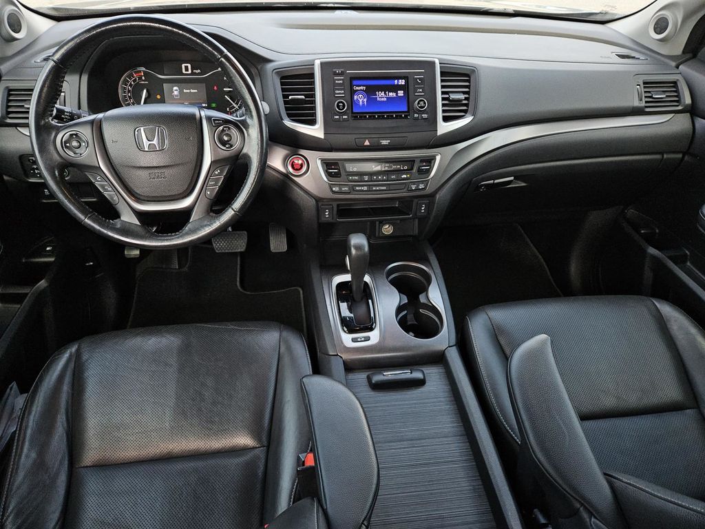2017 Honda Ridgeline RTL photo 6