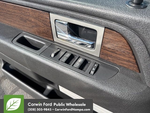 2013 Ford F-150 Lariat photo 17