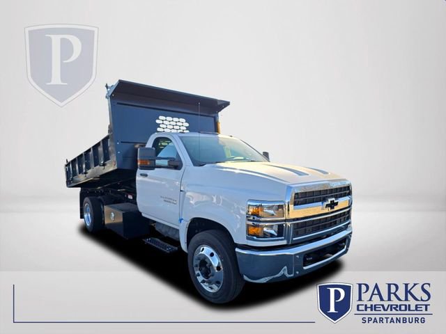 2024 Chevrolet Silverado 4500 Medium Duty Chassis Cab Work Truck's photo