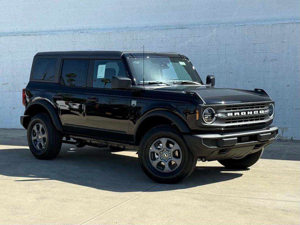 2025 Ford Bronco 4-Door Big Bend's photo