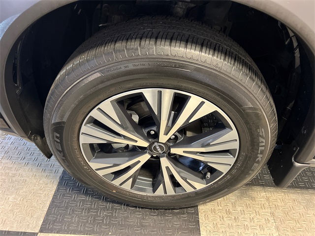 2023 Nissan Rogue SV photo 8